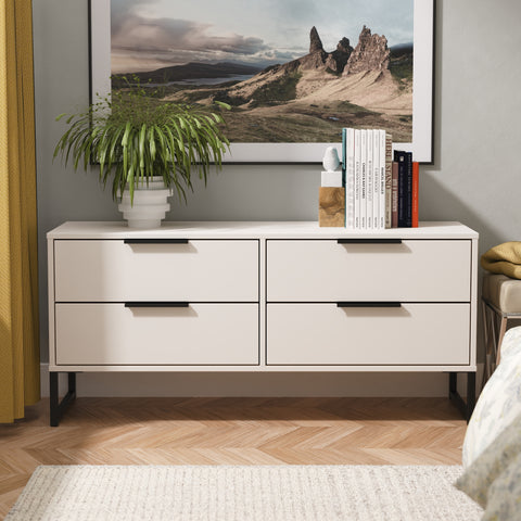 Hong Kong (Black Sleigh Legs) 4 Drawer Bed Box