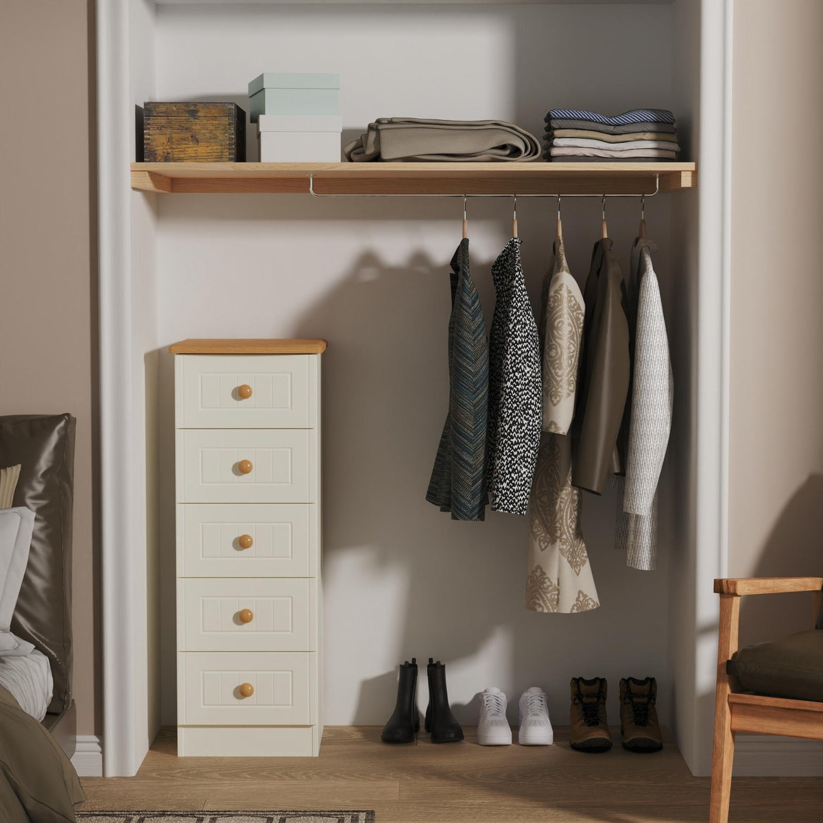 Warwick 5 Drawer Bedside Cabinet