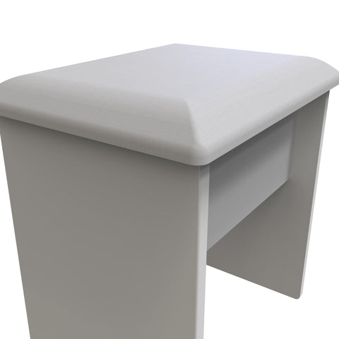 Warwick Stool